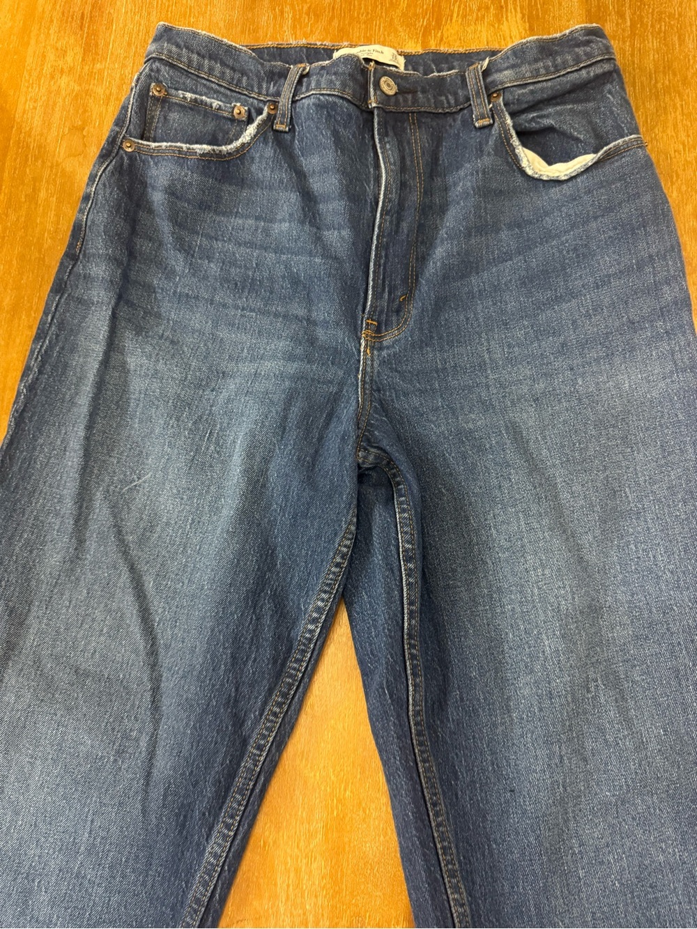 Abercrombie & Fitch Women's High-Rise Blue Jeans